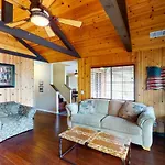 Calandri Lakeview House